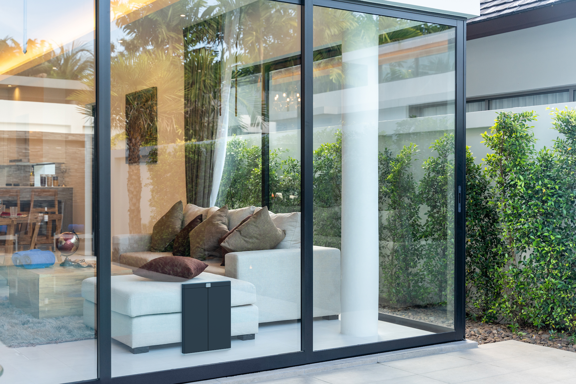 PawPort sliding glass door insert panel